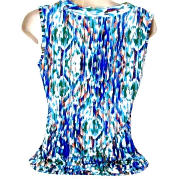 BCBG MaxAzria Top Sleeveless Top. Paint Stroke Pattern. Size Medium. - Picture 2 of 3